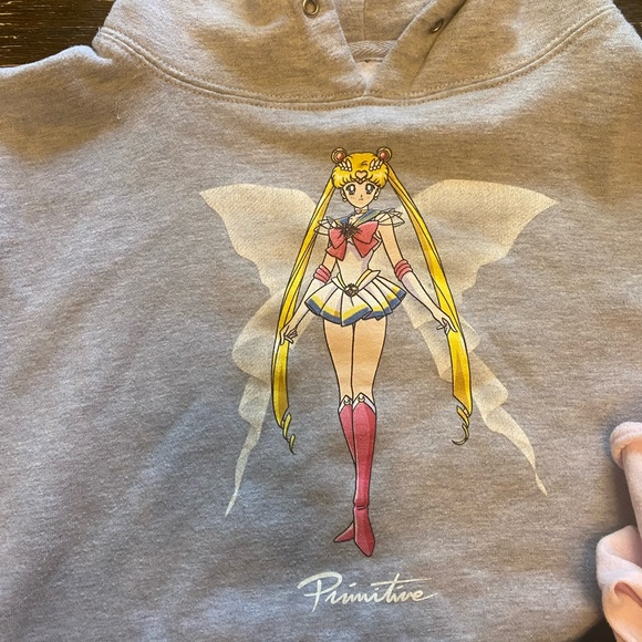 Sailor moon/anime hoodies and T-shirt bundle - Picture 4 of 9